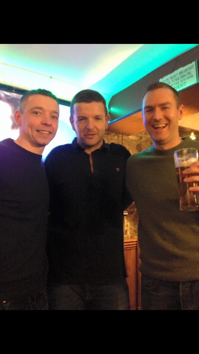 Doc__8's tweet image. Cracking weekend away with the troops. Also got to meet @kevinbridges86 top man 👍🏻#anniethedug