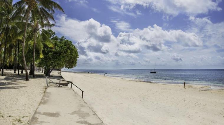 silverbirdtours's tweet photo. With the space and freedom to relax, unwind and soak up the atmosphere at Malindi https://t.co/oJDqHnQ0jo #SampleKenya @MagicalKenya @travel https://t.co/Vl2CVjicON