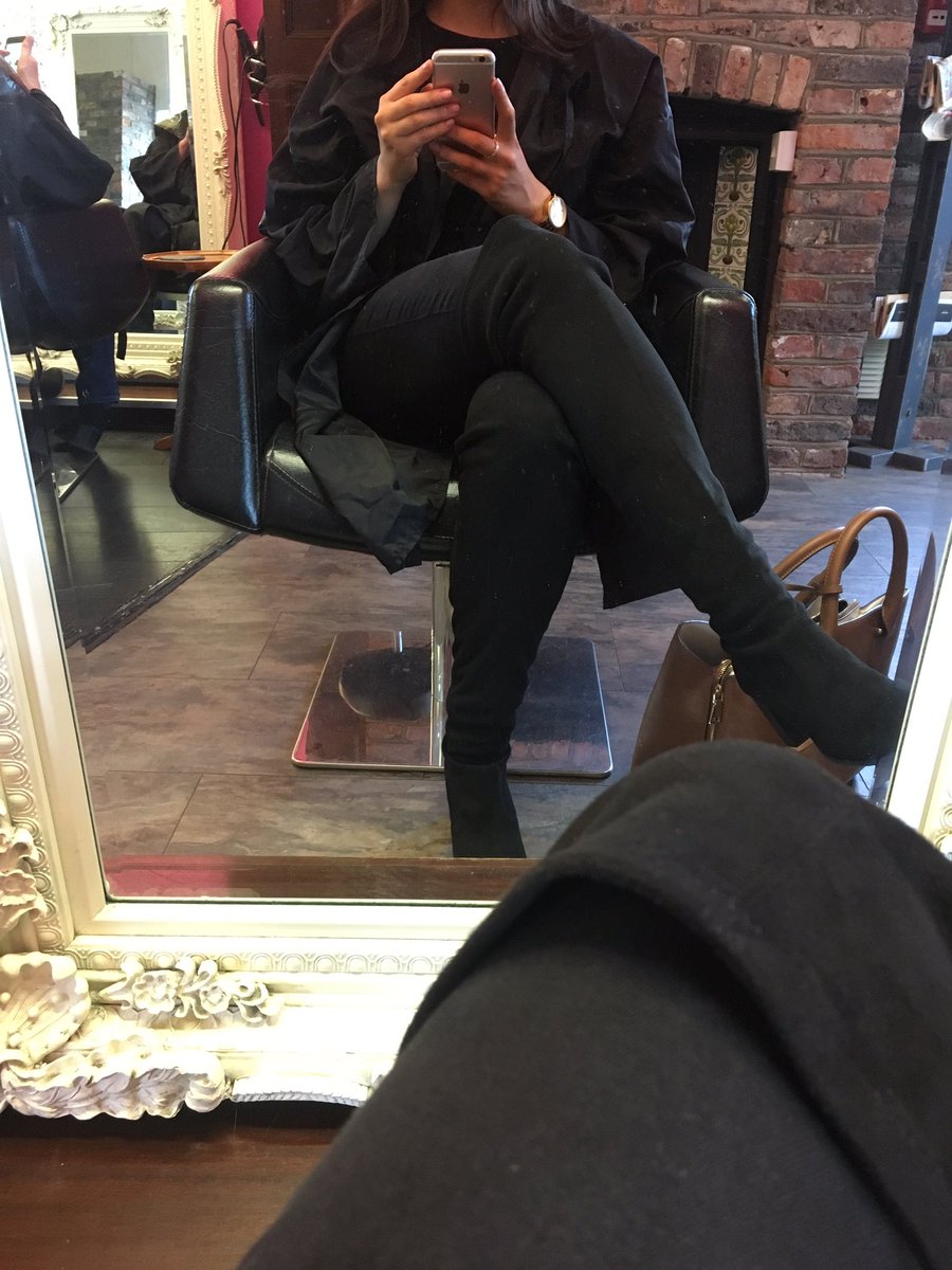 jessicaloucross's tweet photo. More than excited for my new hairdo! 💆🏽💇🏽🙌🏽✂️ #rewindhair https://t.co/Zs0jx0qFJh