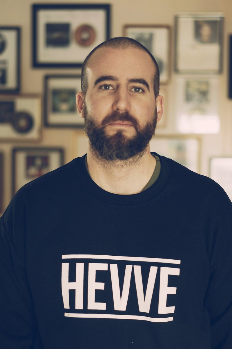 QuestDFP's tweet photo. The #HEVVE #CREWNECK #SWEATERS just arrived... 😎 contact @TruHevve to get yours!! #lookingfresh https://t.co/kaBbU5gPoT