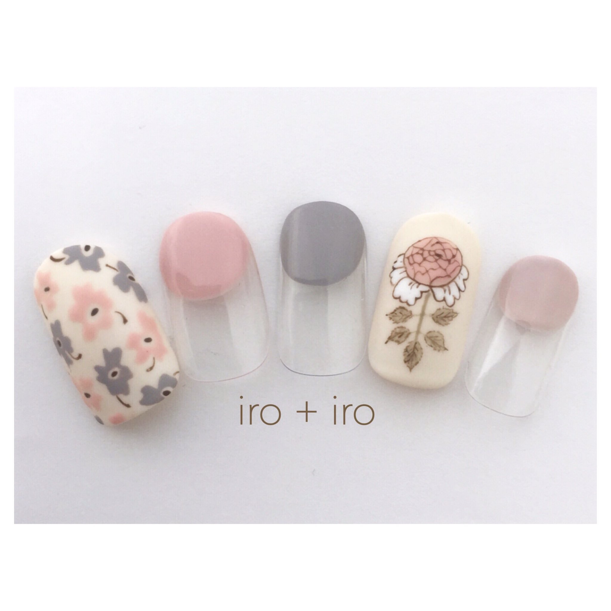 Irotoiro Nail マリメッコネイル Nail Marimekko 春ネイル マリメッコ 北欧 ナチュラルネイル ネイルデザイン 手描きネイル 手書きネイル ネイルサロン ハリネズミ ショートネイル カジュアルネイル Naildesign マリメッコネイル ネイル