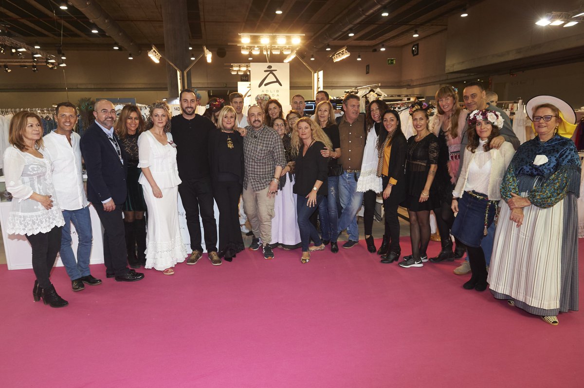 TanitJeans's tweet photo. Es un orgullo formar parte de la familia @Pasarelaadlib Están siendo unos días espectaculares en @MOMADMadrid #TanitJeans #Ibiza #Fashion https://t.co/kd4NIYNO4G