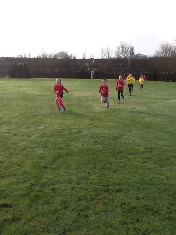 A big well done to the 12 children who completed the cross country this morning in frosty conditions. Fastest time, just over 9 minutes 😀