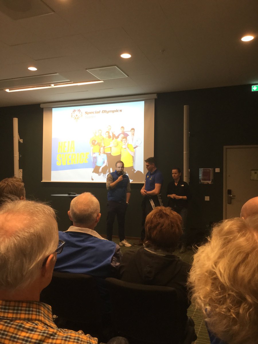 Ricky Landgraff, Skuru IK berättar på Parasportförbundets konferens idag om att spela handboll och hur det är att vara ledare för UppochNer.