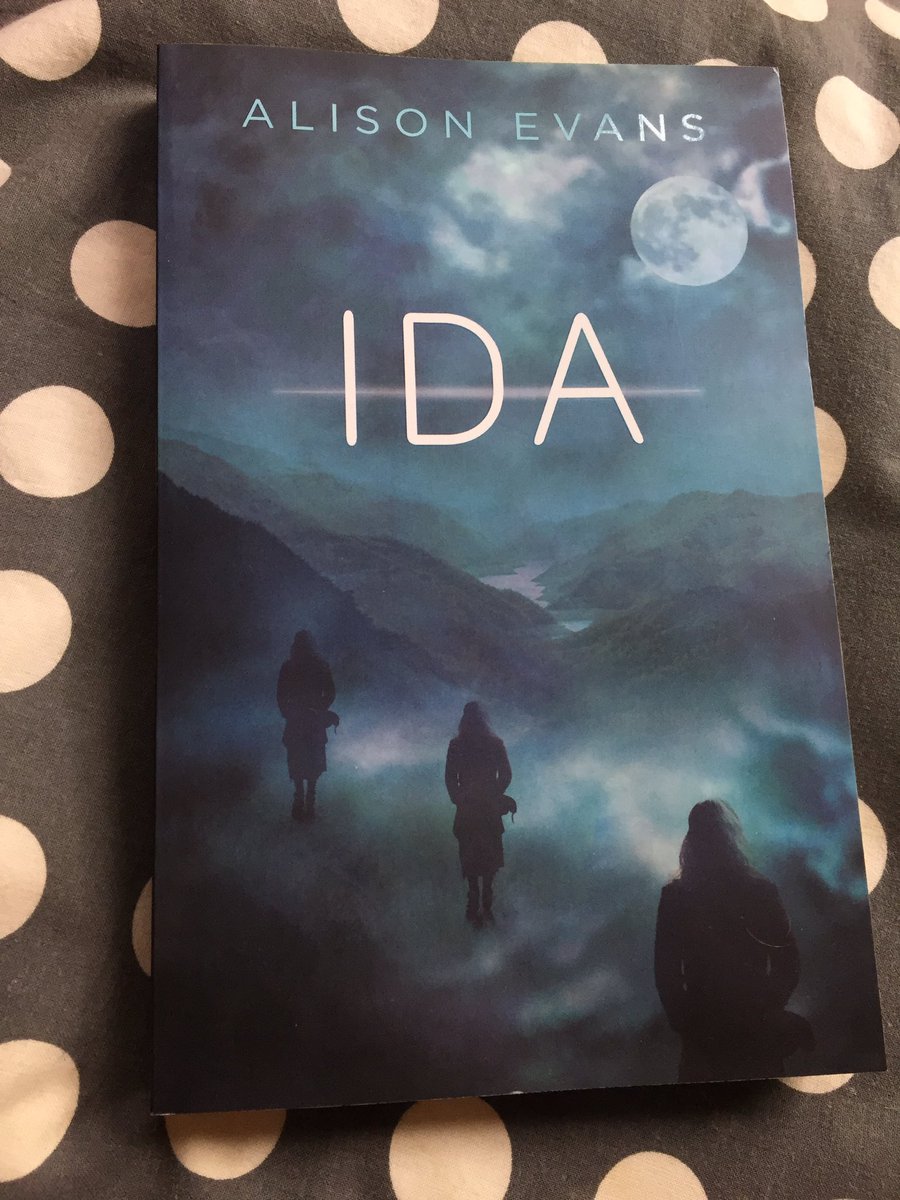 ACLAR_'s tweet photo. Let's support #AusYA - check out @_budgie's 'Ida'! #kidlit #YA https://t.co/bmUNiwUsTQ