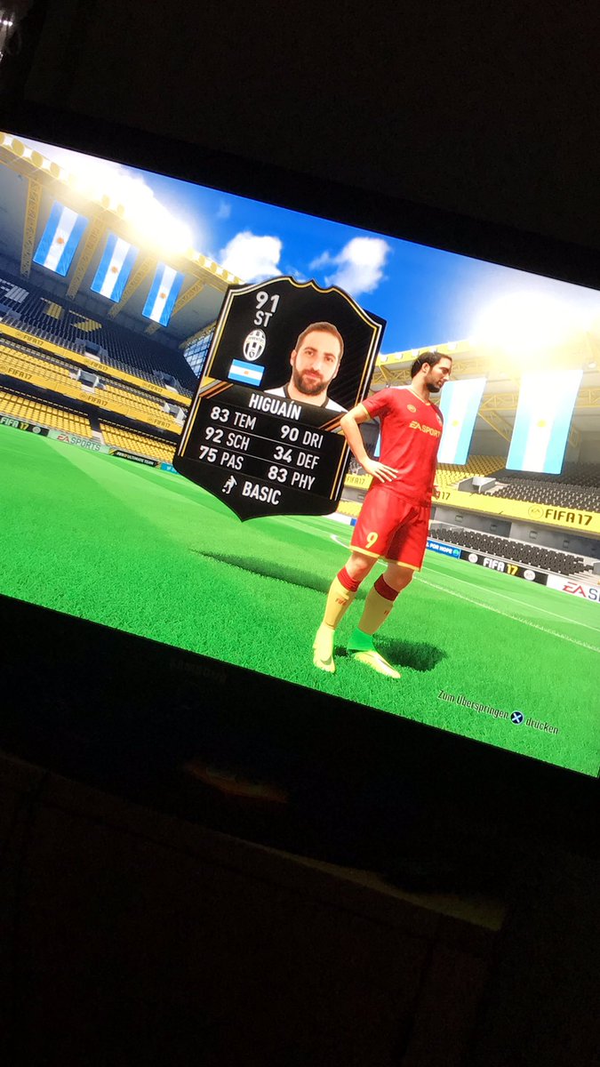 Nick_Jahnke's tweet photo. @NepentheZ  yo bro, I don't know what to do, do I keep him or rather sell him? https://t.co/crBB2Jwxk3