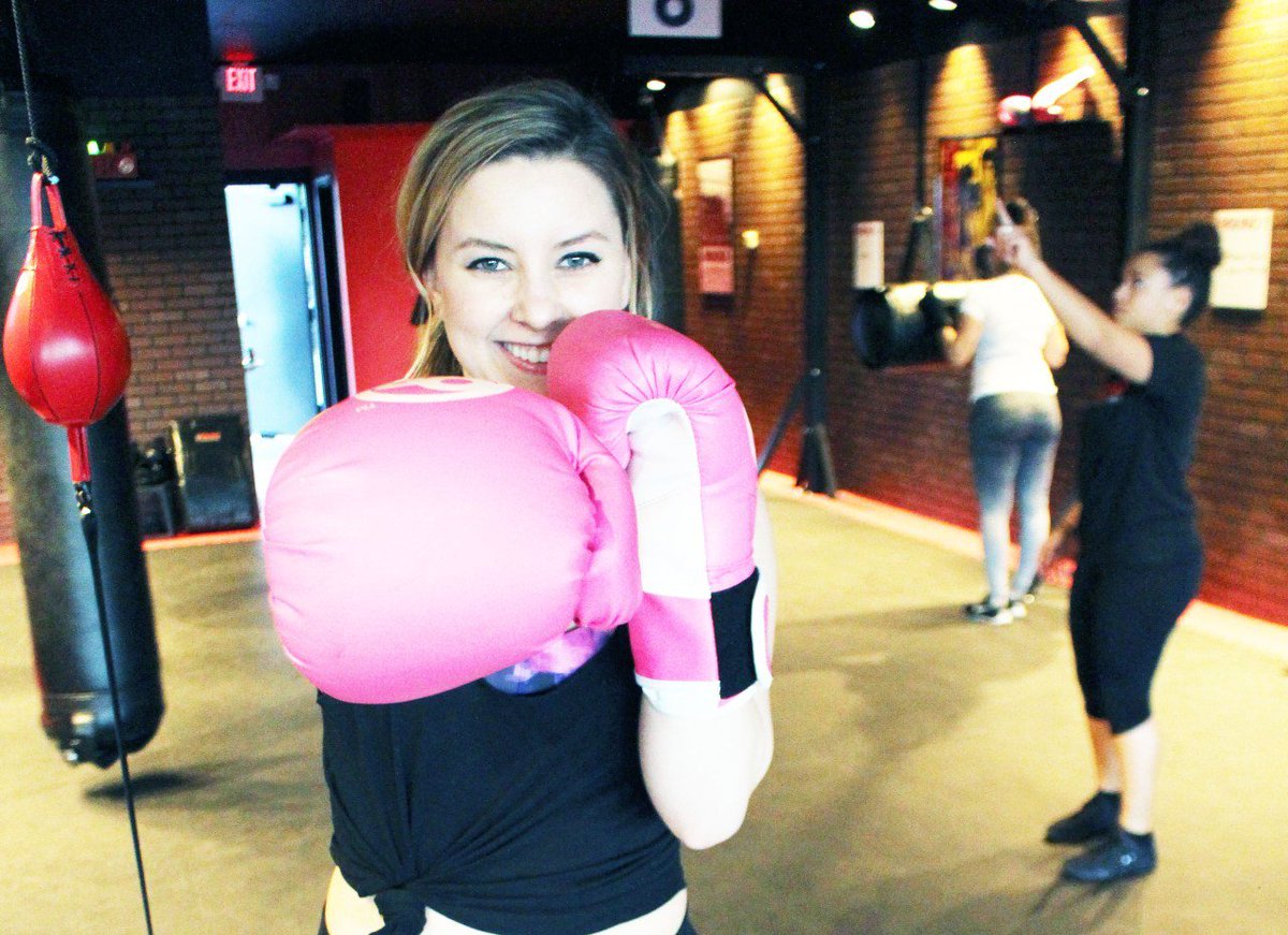 9RLawrenceKS's tweet photo. Read about the 9Round workout from a first-timer's perspective! Thanks for the review, @SweetSauceBlog!
https://t.co/meCGSmNAkp https://t.co/PaaxQJDKUZ