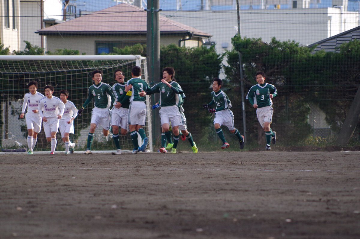 横浜市立金沢高校サッカー部 Ar Twitter 2 5 明日 横浜市立総体準決勝 Vs市立南高校 市立南高校 10 30 K O 10月に一度勝っている相手ですが 連覇のかかっている大会なので手を抜かずに自分たちのサッカー圧倒し 叩き潰します お時間のある方はどうぞ応援よろしく