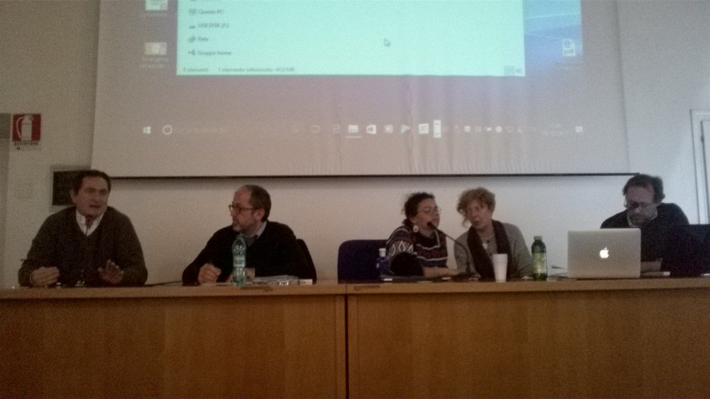 AnnaLodeserto's tweet photo. "La #cultura che unisce" alle origini del bando #MigrArti nella genesi e sviluppi narrati da @paolomasini @MiBACT https://t.co/P3RXt2LTvC