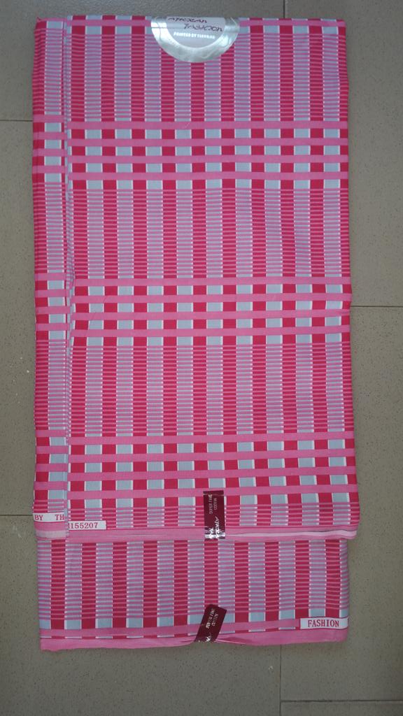 ewa_fabrics's tweet photo. Sweet fabric #Pink#pinkladies#pinklovers#white#fashion#fashionistas#asoebi#simplicity. https://t.co/M5RzQS9xh9