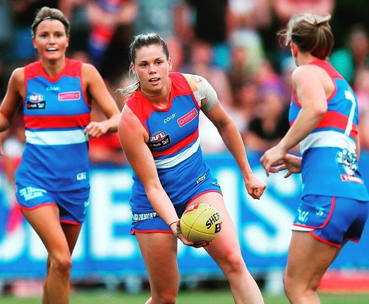 MorrisFinance's tweet photo. Stella performance by MFL Sports Ambassador @_katiebrennan with a 32 point win over the @freodockers #kbperformance #AFLW #MFL2017 https://t.co/Zms2xCPenO