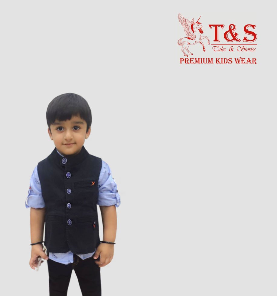 pradeep looking smart 
#kidsfashion  #kidsgarments #kidsshirt #talesandstories.com  #upto50%off