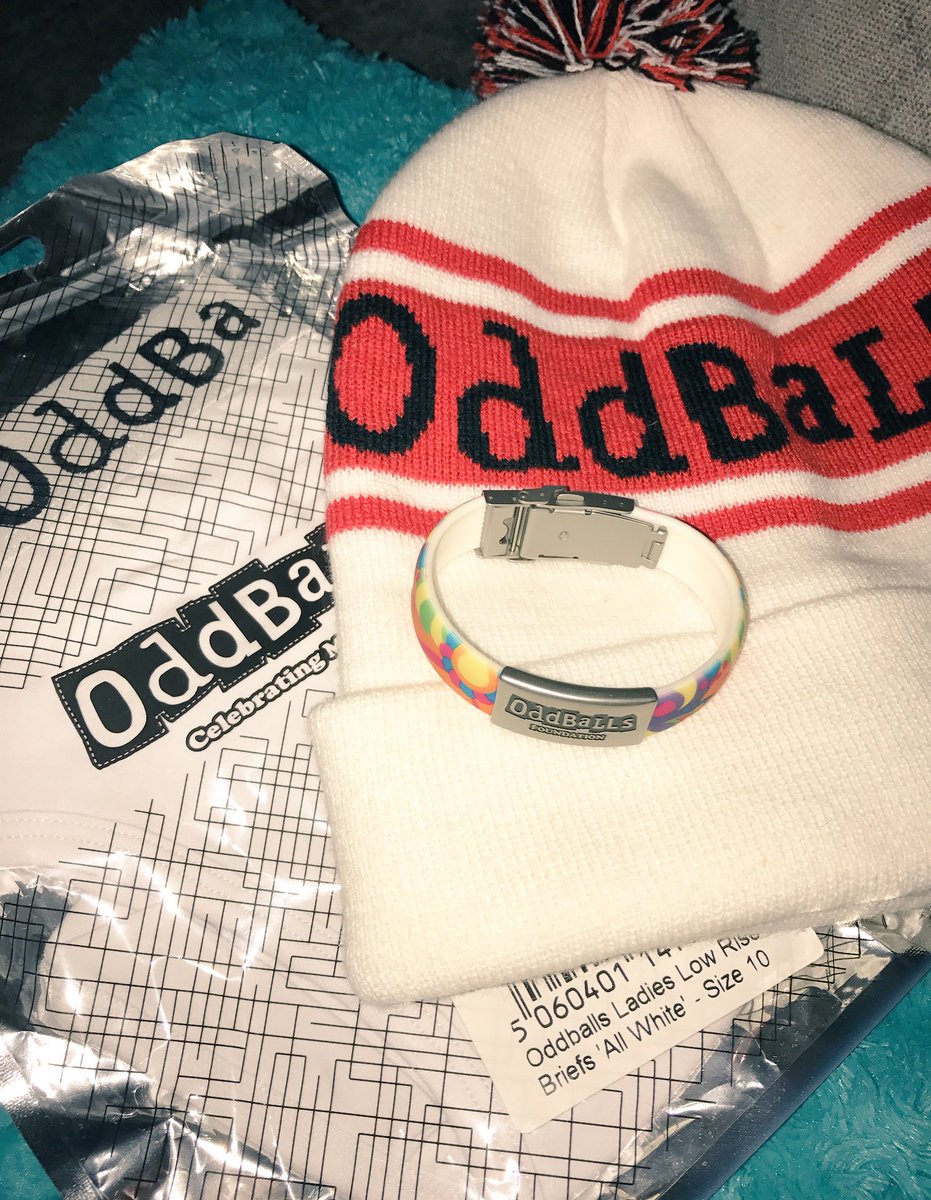 m155moneypenny's tweet image. #headtotoe #WorldCancerDay ❣️ #keepchecking @myoddballs #myoddballs