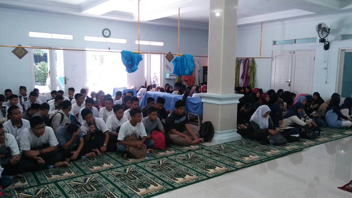 ROHIS SMAN5Tangerang tweet media