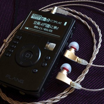 toshi_toshi_t's tweet photo. 半年あまりでコンナンなりました。 青いのはHCKロゴなしDZ8。 ほかのは皆さんご存じの定番ですねぇ♪ https://t.co/aPJnYB2aP5
