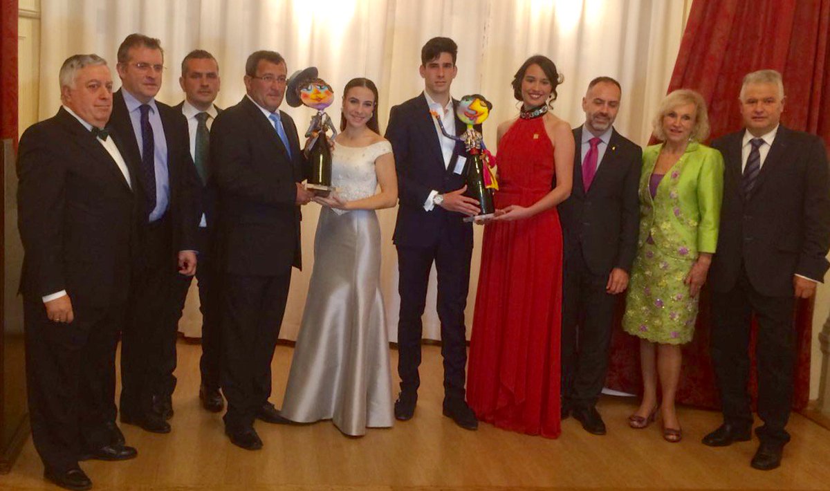 portaltaurino's tweet photo. Castellón el Casino Antiguo entregó anoche sus premios #Magdalena2016 triunfador @alopezsimon ganadería Zalduendo Enhorabuena @portaltaurino https://t.co/PGfpVOKkTs