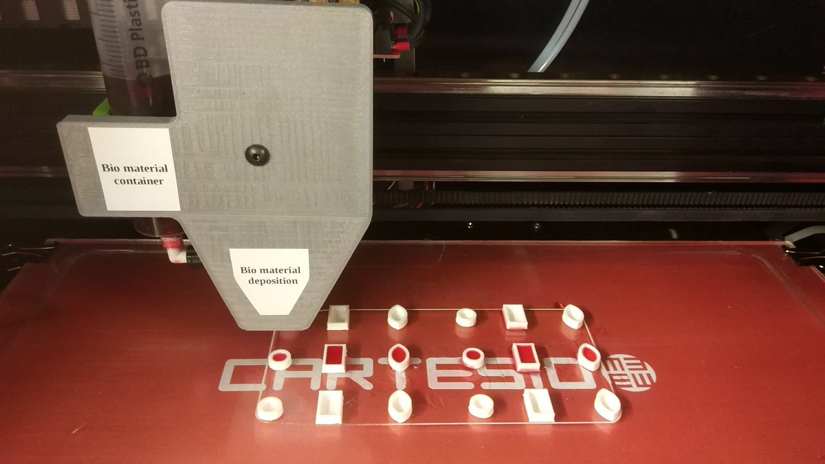 Cartesio3D's tweet photo. 3D printing medicine in 3D printed pills @3D_medicalexpo https://t.co/GGUY3MA9KC