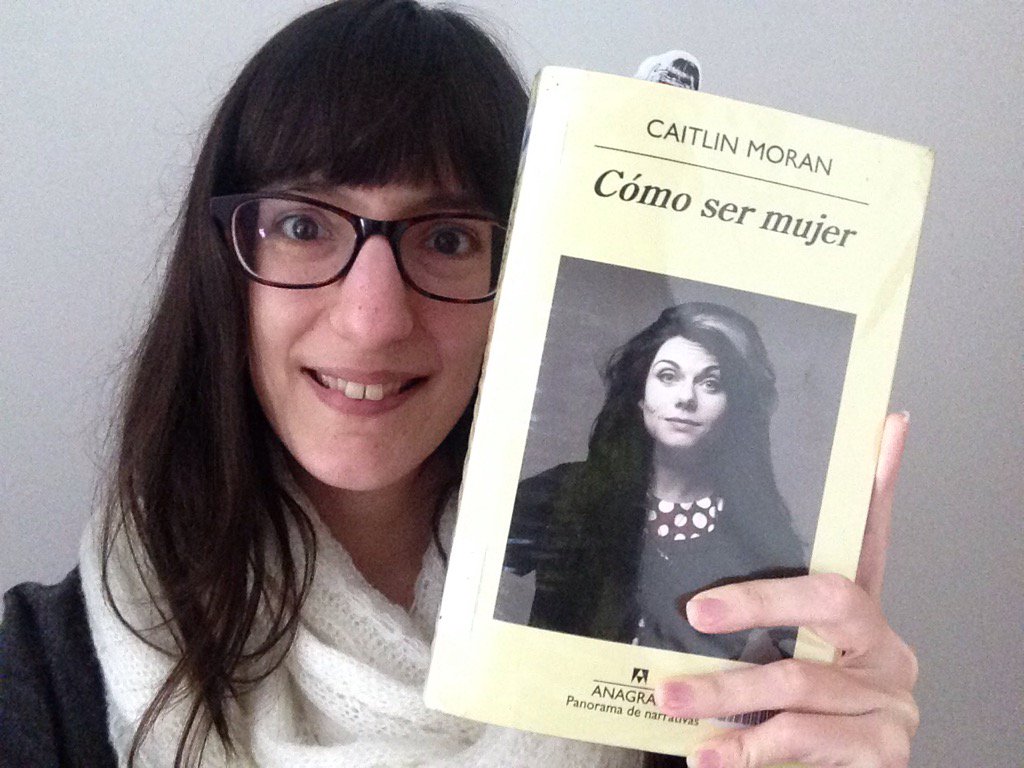 DunaLoves's tweet photo. Preparando reseña de un libro recomendadísimo ❤️ #comosermujer #megustaleer https://t.co/zsPiQ9E0SO