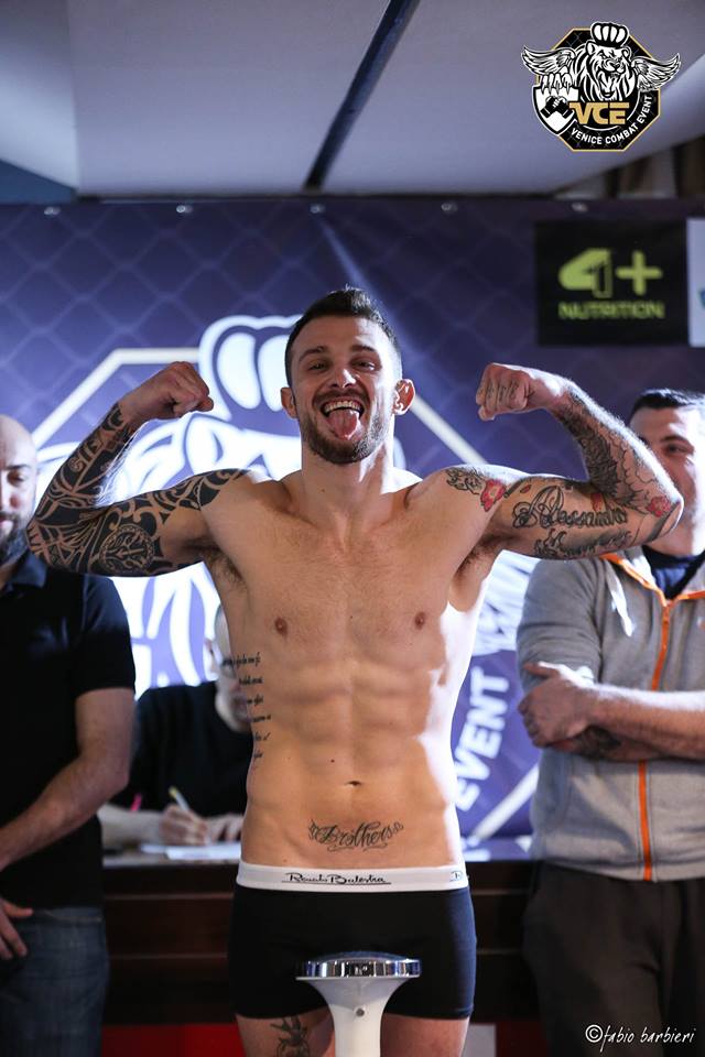 AleBadBotti's tweet photo. Fight Day!!!! @VeniceCombatVCE #badbotti #mma #vce https://t.co/rG4cH3nBfo