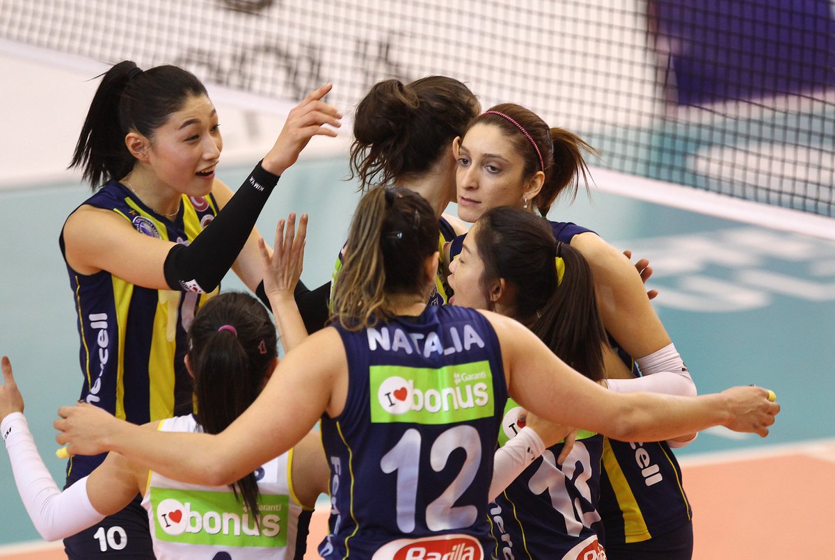 Maç Sonucu | Eczacıbaşı VitrA 2-3 Fenerbahçe. Tebrikler #SarıMelekler!