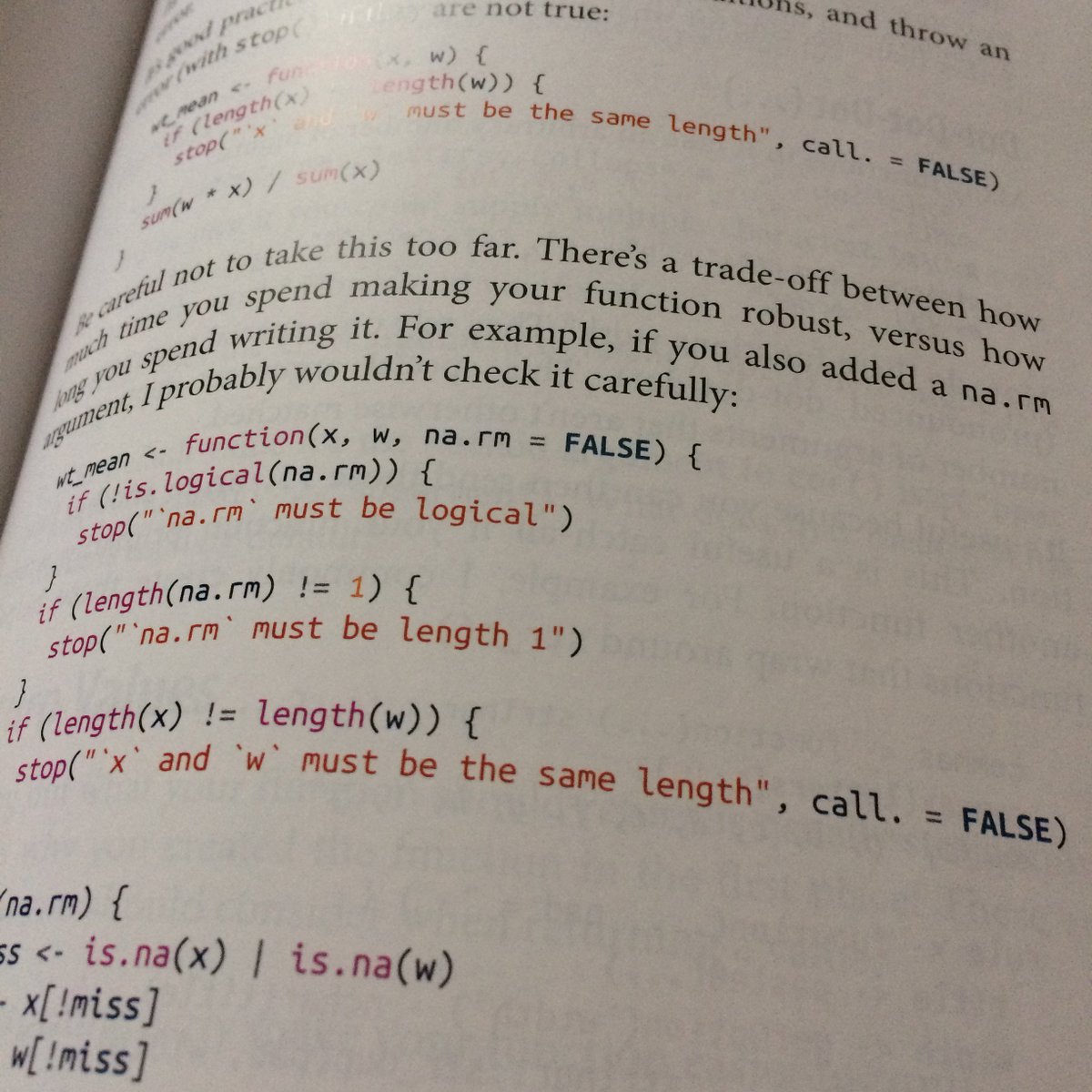 malisz999's tweet image. #RforDataScience is winning my first impression with chalk paper and code syntax coloring. Definitely not a standard in such publications.
