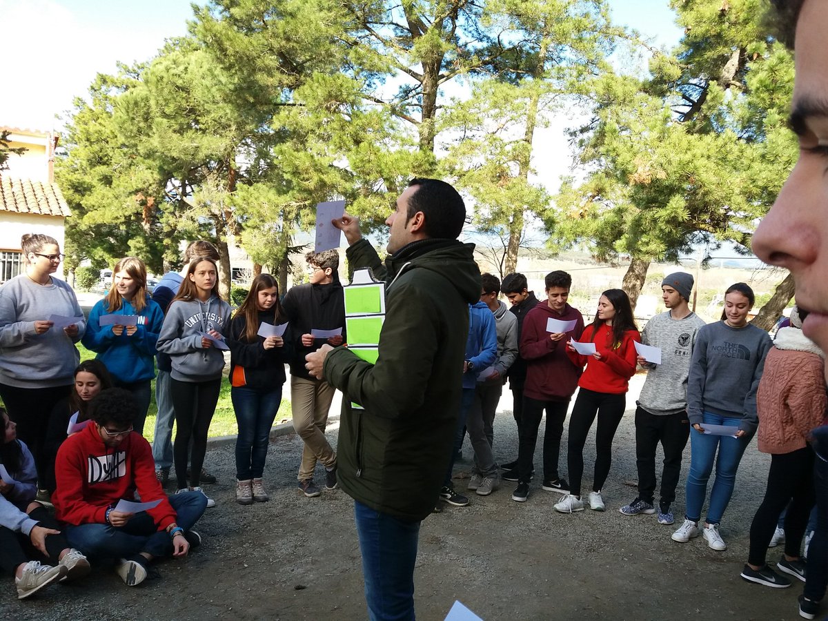 sergimoreno_sdb's tweet photo. Comença la #TrobadaJoves!! Vols connectar-te a l'experiència de la VIDA?? @SalesianosSMX @MJSBarcelona https://t.co/wPBPuQIkEs