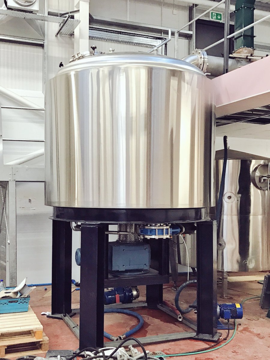 SSVLimited's tweet image. The new tanks we supplied to @WesterhamBrew in position looking great yesterday at their new purpose built site! #Mashtun #unitanks