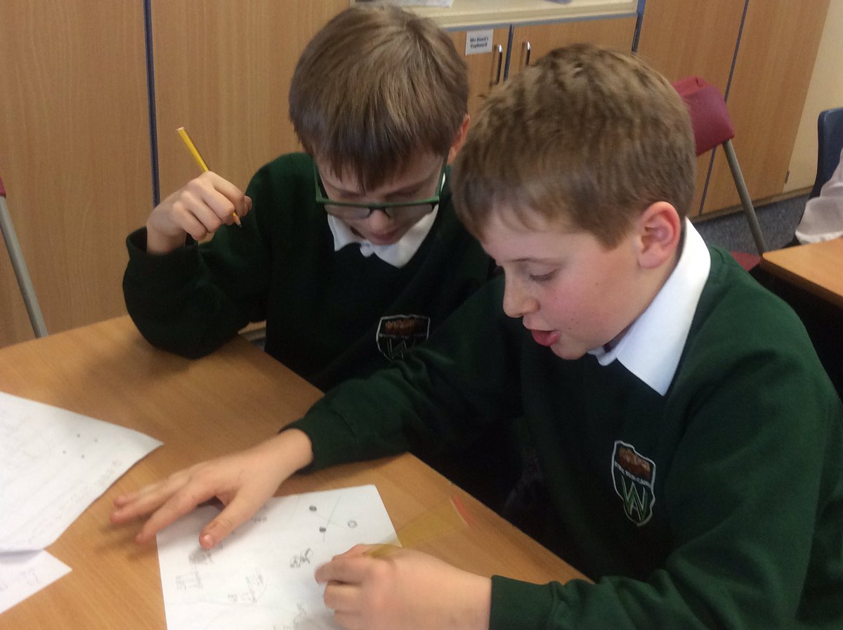 WybersEarle's tweet image. Finding a loop in a pair of squares #lovemaths #spotthepattern #makeahypothesis #proveit # @WybersTawnyOwls @WybersFoxes @WybersBadgers