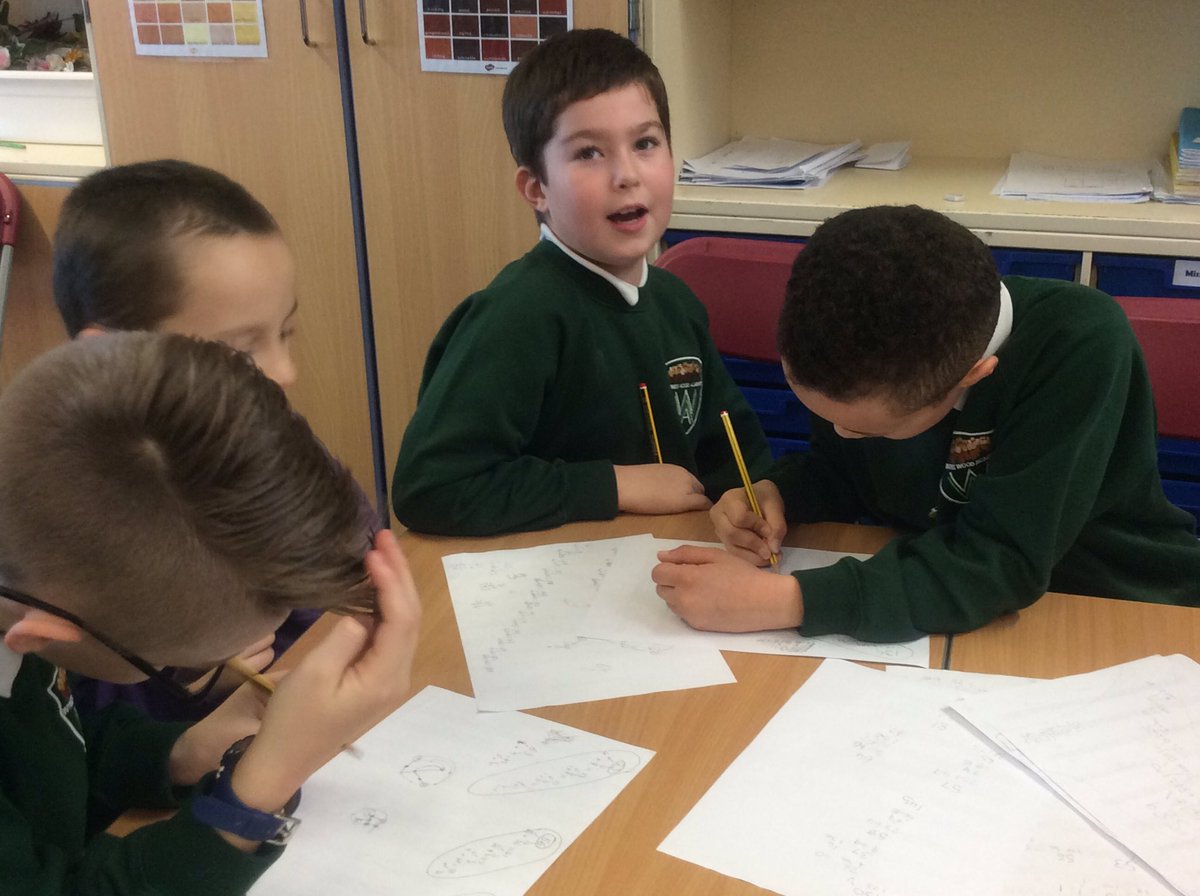 WybersEarle's tweet image. Finding a loop in a pair of squares #lovemaths #spotthepattern #makeahypothesis #proveit # @WybersTawnyOwls @WybersFoxes @WybersBadgers