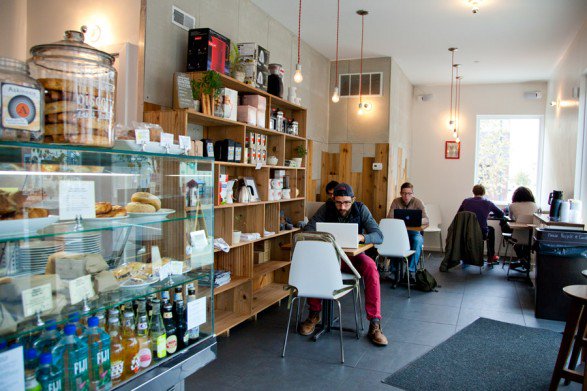 shemovesphilly's tweet photo. #Coffee lover? Prospective home buyer? Curious #GradHospital neighbor? I’ve got an  @ultimocoffee gift card for you! https://t.co/K2CKe3HoWQ https://t.co/yMf0k2FAcH