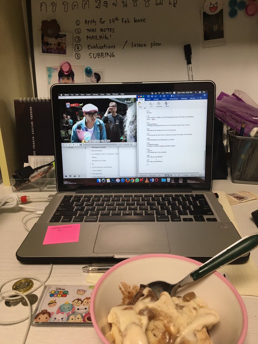 myboytaec's tweet photo. ice cream & translating goes well tgt ππ» #hottestcolla6 #firstprojectoftheyear #LEGGGGOOOOOOO πͺπ» https://t.co/l1LtggMSg3