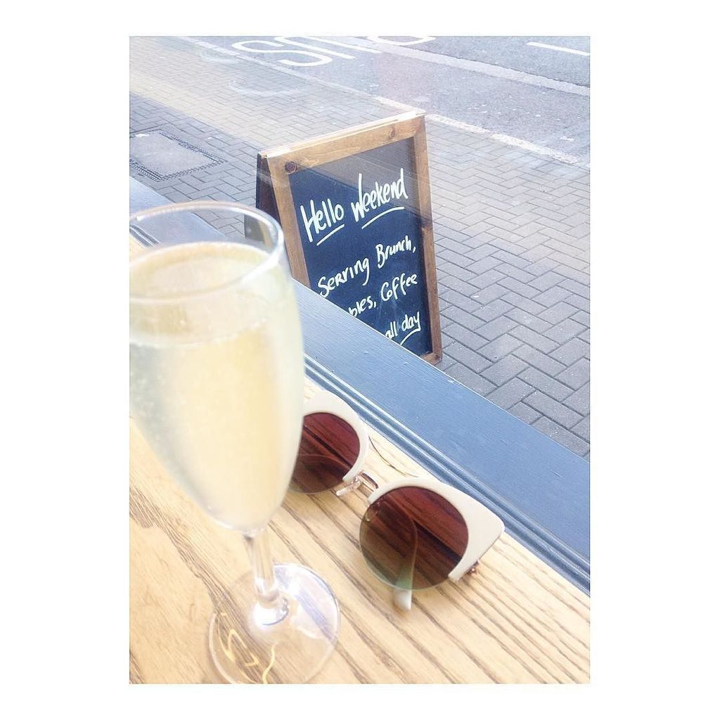 LesieleJuliet's tweet photo. Hello Weekend indeed! Sun is finally out &amp; Dry Jan is over 😝☀️🥂@twoboysbrew #helloweekend #goodbyedryjanuary #sunsh… https://t.co/wWbhCfwhFC