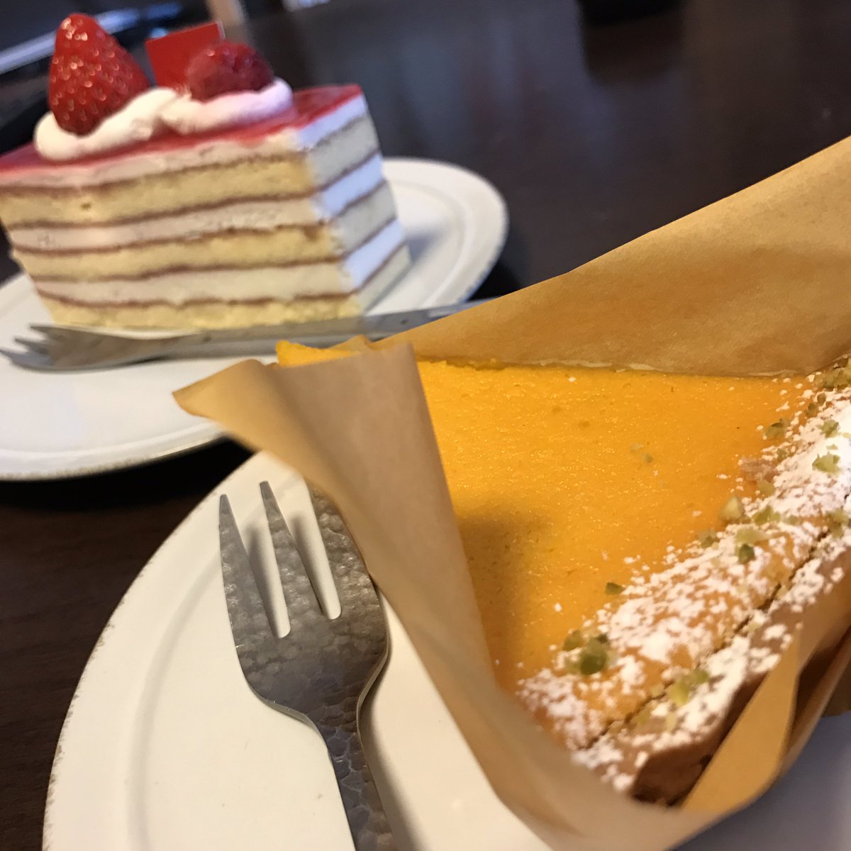 つちやたかし フォンテーヌ ベリーの カボチャのタルト 下田のケーキ屋さん 400円以下のケーキ がほとんどで パンの取り扱いやカフェもあります これがまた期待していた以上に美味しいのです 持ち帰りに時間がかからない人は お近く通ったら是非に