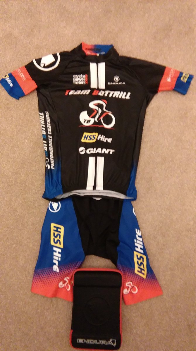 New kit day. like Christmas, only better. Looks amazing! @endura @TeamBottrill @HSSHire @Pedalcover @GiantUK