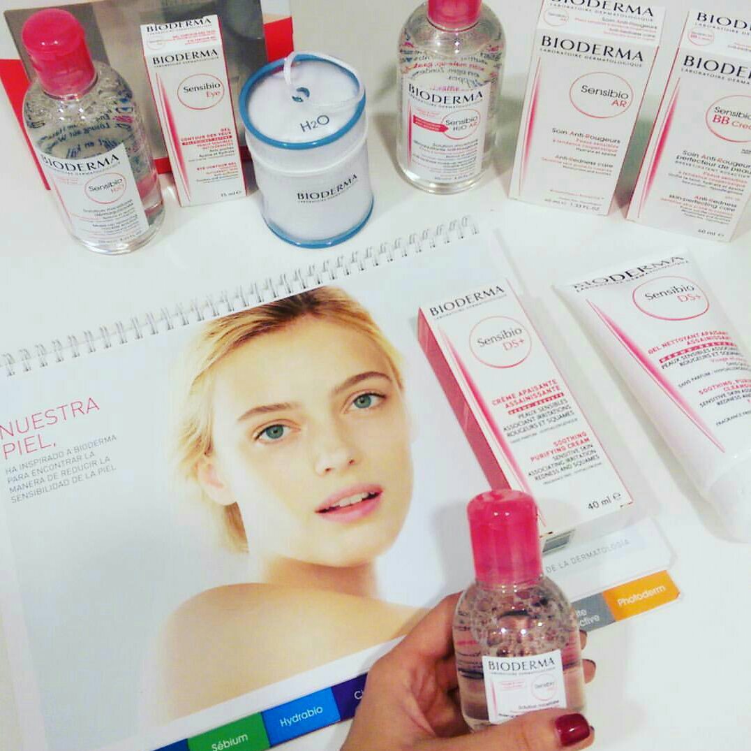 FarmaSF's tweet photo. Estamos participando en Instagram en el reto de #Saludability ! Nos pones un ❤ en este enlace ▶https://t.co/ZWs2gTHe1Q ? Mil gracias!! 😉😊 https://t.co/aZSNFHm3OQ