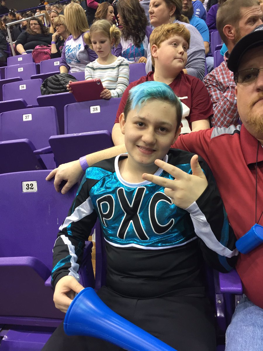 bethstowe80's tweet photo. The best gifts are the male cheerleaders!!! #spiritsolutions #masqueradeclassic #hashforcash  #PXC https://t.co/bypmQNp4Vv