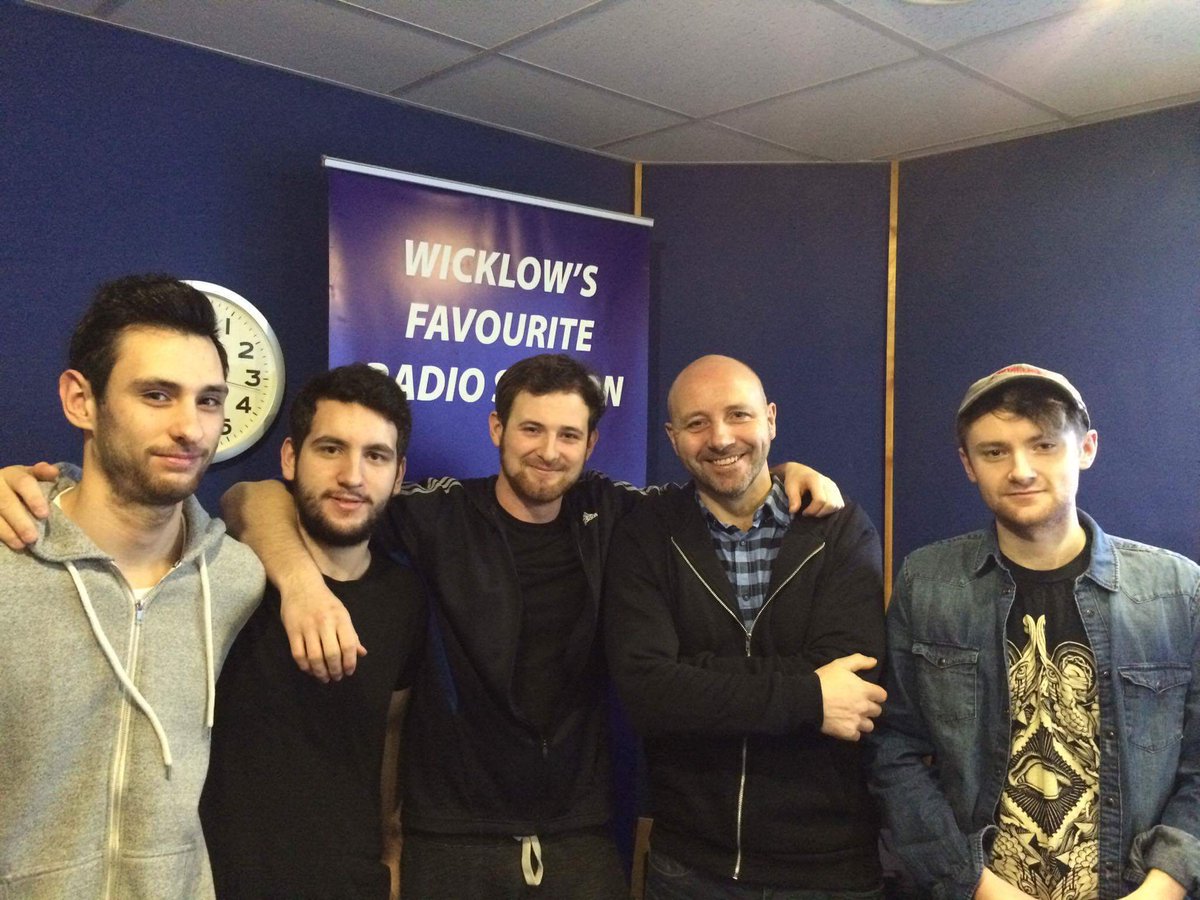 TheLimitsBand4's tweet photo. We were back on @eastcoastfm today with our pal @garethoconnor playing our new tune 'I Know' more news coming soon #SummerTime #MusicBaby https://t.co/hZf368PGlG