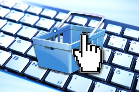 MarcoLomb's tweet photo. #Ecommerce: @idealo_it ha tracciato un identikit di chi fa #shopping online. A #SimplyTech ne parla @paoloprimi.

▶️https://t.co/diZgfr60BA https://t.co/baoibO7YC6