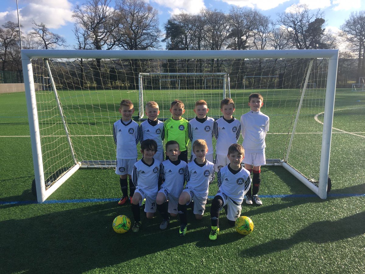 LowsLewis's tweet photo. #Proudparent. Llyr wedi ei ddewis i Academy Rhyl. Wedi ennill Blackburn Rovers Academy heddiw 14-4. #diolch @llanrwst_dan8 @RhylAcademyFC https://t.co/IJYhyRFdVi