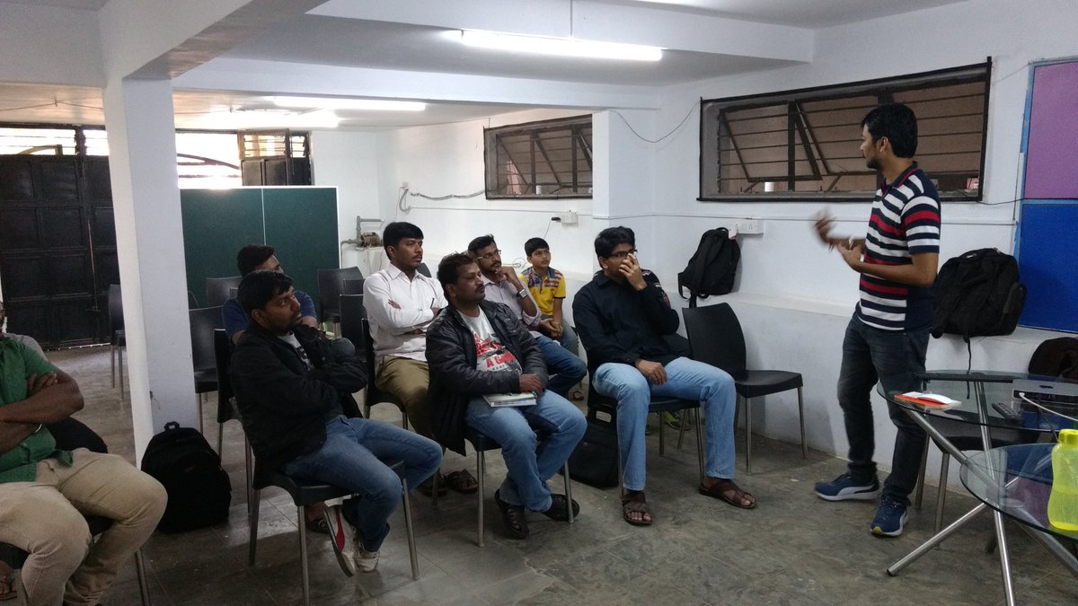 greattarun's tweet photo. What a awesome audience it was for #laravel with #MaaheDev here.. https://t.co/KizAiJqhOk
