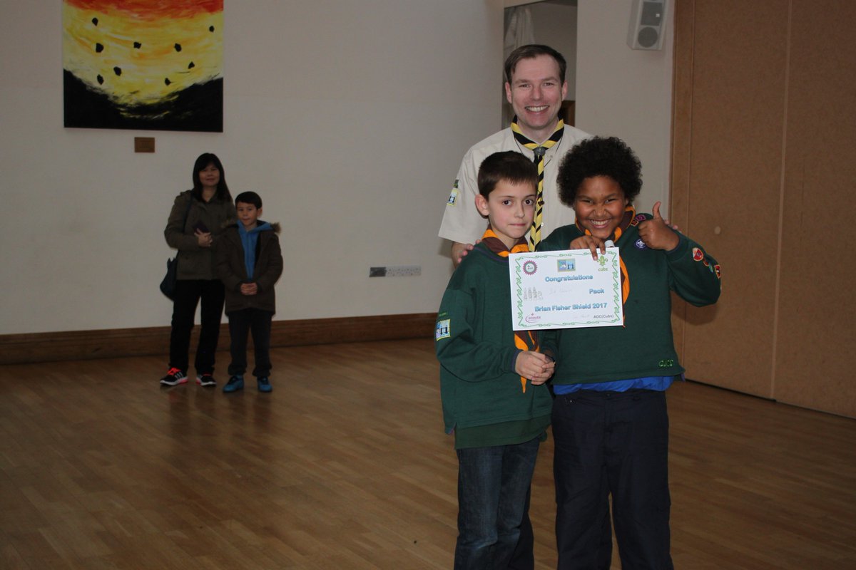 SuttonSnaggles tweet media