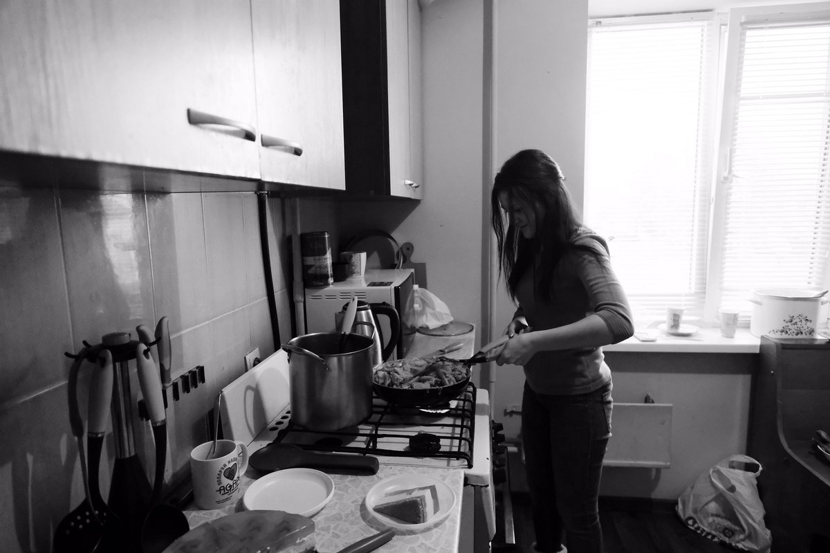 urEngraved's tweet image. Learning life skills in our transition home for older "aged out" orphans.