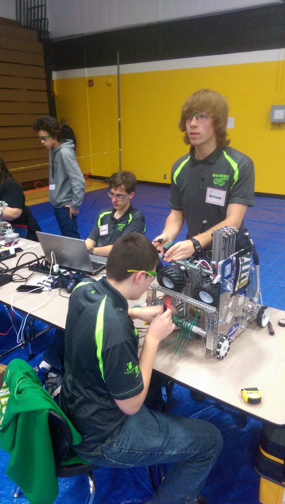 ftc11772's tweet photo. #FTCILWest.  At Riverdale ready to go.  Good luck to all the teams https://t.co/vbtFwQUw1L
