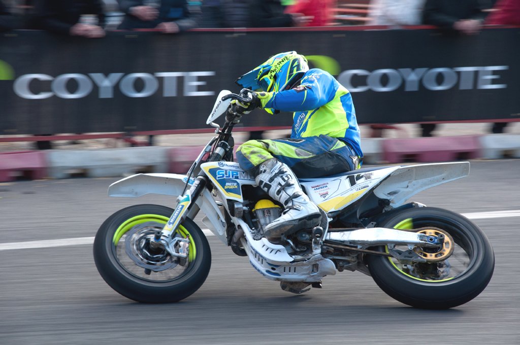 _VLP91_'s tweet photo. Petite Série Spéciale @crazyhodgson au @Superbiker_be #Mettet 2016....

Plus de photo sur https://t.co/njJq2qDJ89 https://t.co/hvSKuak1JZ