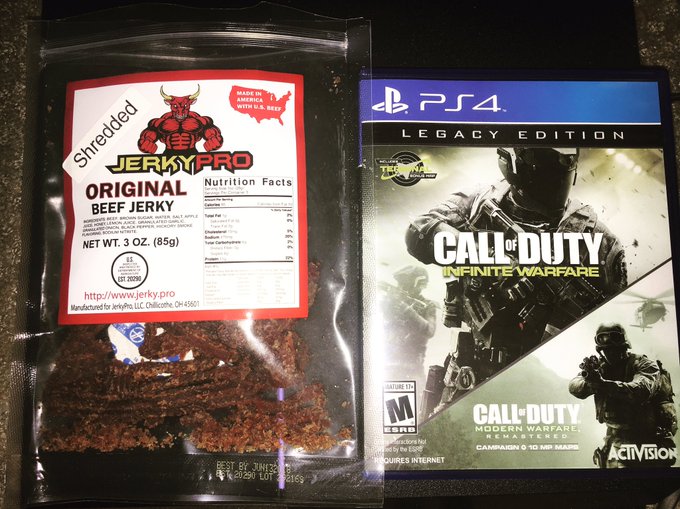 The breakfast of champions a bag of @JerkyPro and some @CallOfDuty 🍽🔫 #JerkyPro #JerkyFam #CallOfDuty<a class="tags" target="_blank" title="On Twitter" href="/?out=eyJ0eXAiOiJKV1QiLCJhbGciOiJIUzUxMiJ9.eyJpYXQiOjE3MjYxMzQ4MDQsImlzcyI6InR3cG9ybnN0YXJzLmNvbSIsIm5iZiI6MTcyNjEzNDgwNCwiZXhwIjoxNzU3NjcwODA0LCJyZWRpcmVjdF91cmwiOiJodHRwczovL3R3aXR0ZXIuY29tL0plcmt5UHJvIn0.urCfZklhWSV89bWKb4xR5cwTdiI-pF_2zVs5MZ-7ETTzthXZHXVDzdhMnfldaBeN5OQBr2Wl5ThzV9JdJgDeQw">@JerkyPro</a><a href="/tag/callofduty"class="tags"><span>#callofduty</span></a><a href="/tag/infinitewarfare"class="tags"><span>#infinitewarfare</span></a><a href="/tag/mwremastered"class="tags"><span>#mwremastered</span></a><a href="/tag/jerkypro"class="tags"><span>#jerkypro</span></a>