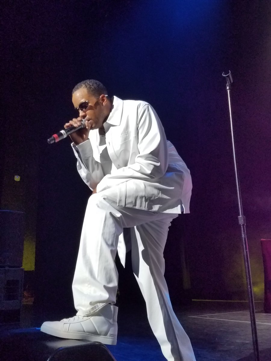 SarahYanda's tweet photo. @BillyC_RnB last night was awesome https://t.co/zQXBQmSgdz
