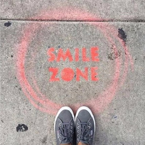 OUIPR's tweet photo. Smile & enjoy thw weekend! @superga_ar #SmileZone #BeHappy #Coute https://t.co/DgvrrP7Byf