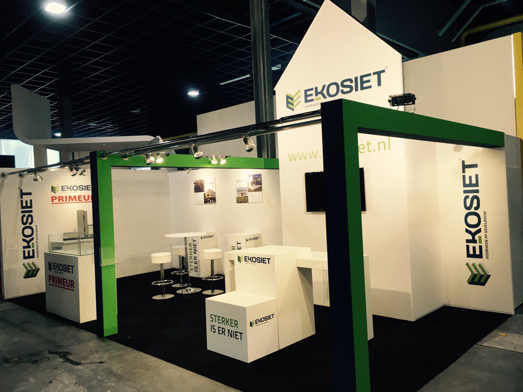 De stand van Ekosiet is zo goed als klaar met links in de hoek onze primeur! Vanaf maandag te bewonderen B069 hal 9!