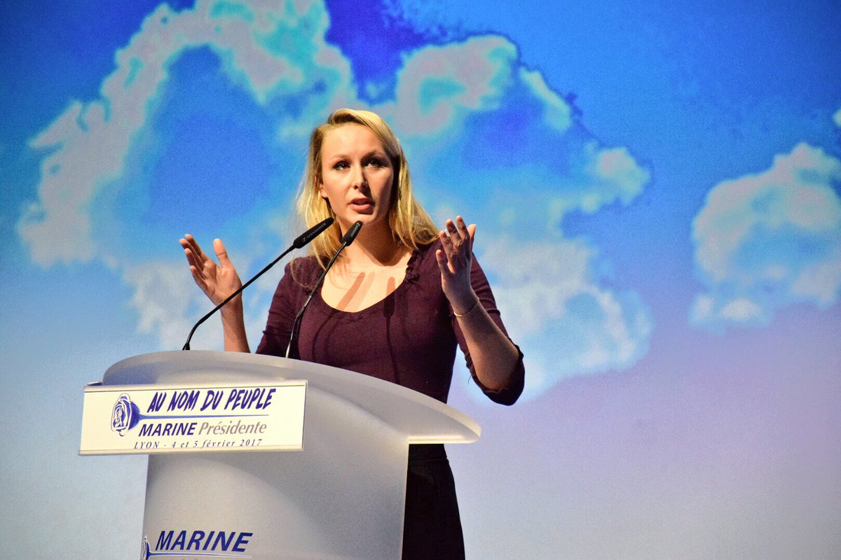 MarionMarechal's tweet photo. "Nous réduirons le nombre de députés de 577 à 300 et le nombre de sénateurs de 348 à 200 !" #AssisesMLP https://t.co/P45KmFsLME