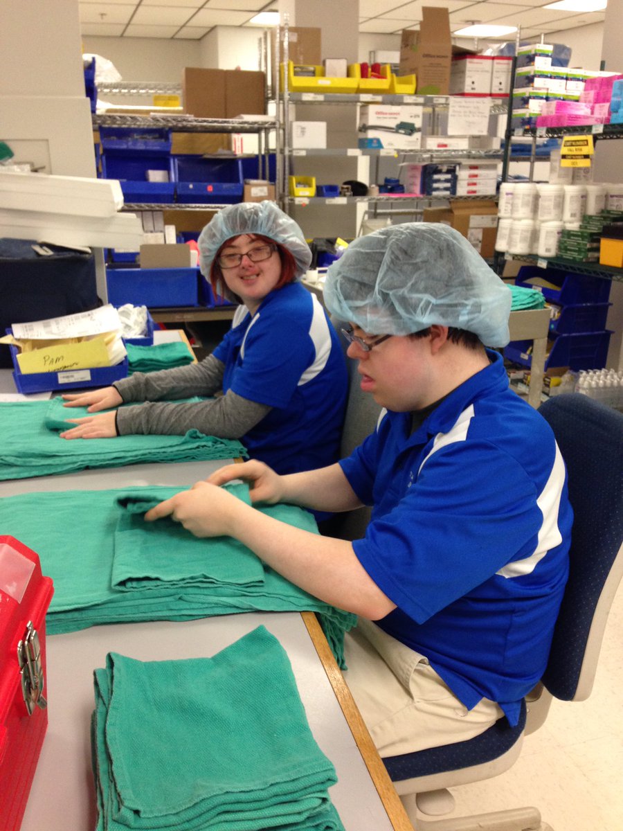 SYL_JobTraining's tweet image. We are all about giving back to our wonderful Sylvania community! Kevin and McKenna build job skills at Flower Hospital in Central Supply.